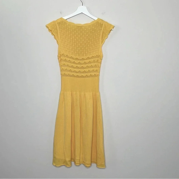 RED Valentino Flared knit dress in rich buttercup Size Large sheer feminine - Picture 7 of 11